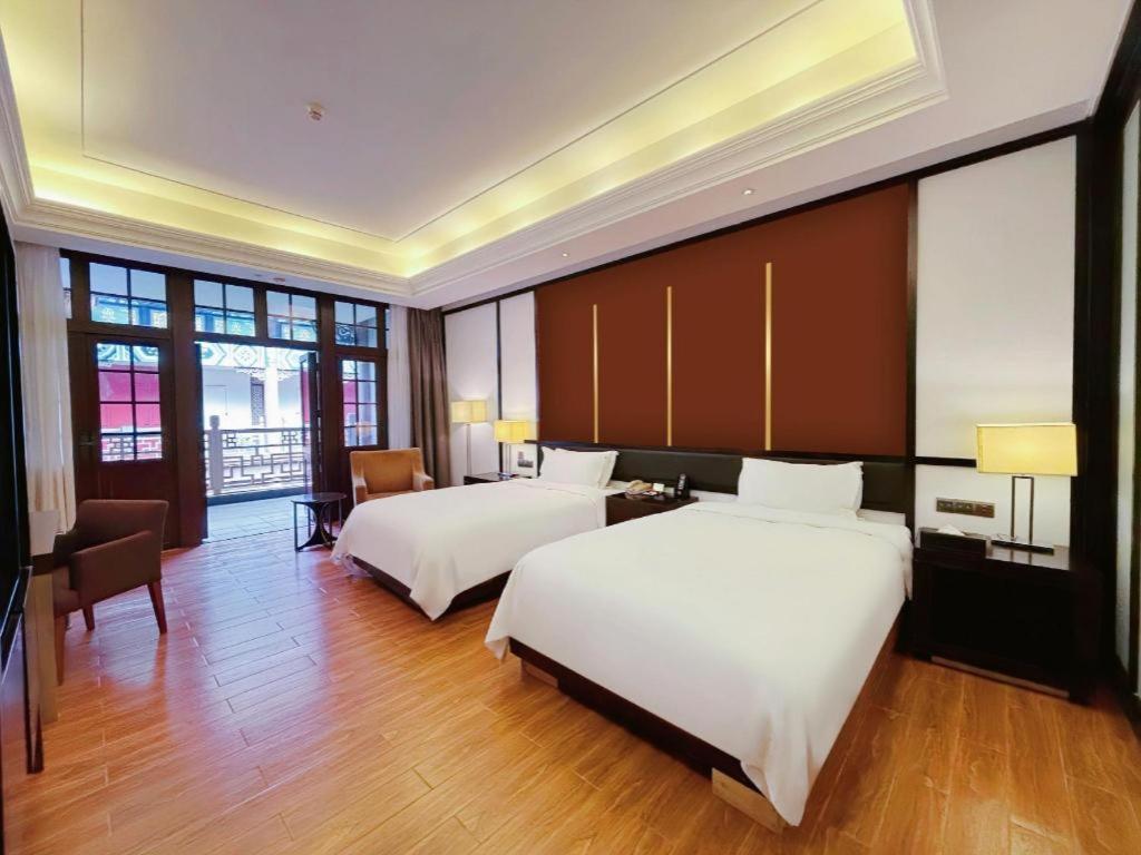 האיקו Eadry Royal Garden Hotel Haikou מראה חיצוני תמונה